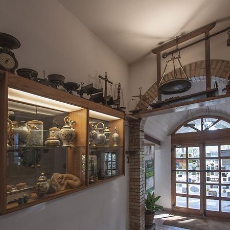 Hotel Ristorante La Bilancia Loreto Aprutino Bagian luar foto
