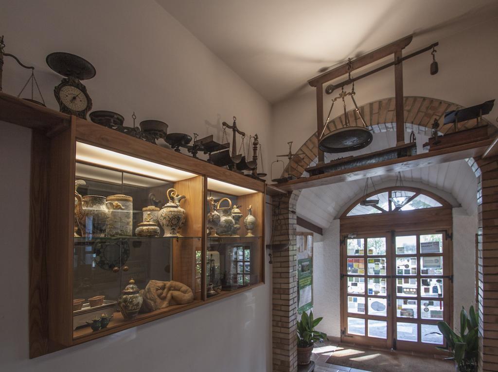 Hotel Ristorante La Bilancia Loreto Aprutino Bagian luar foto